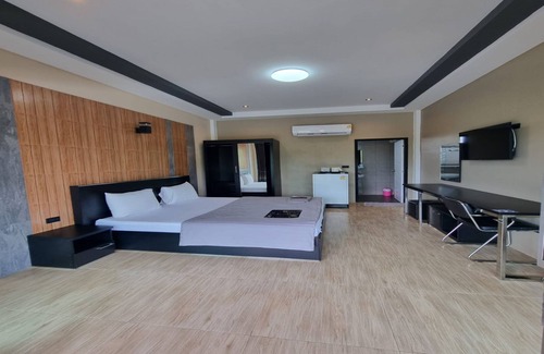 Ang Thong Hotel | Ratchapruek DC Resort Angthong
