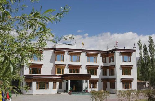 Leh Hotel | Ratna Hotel Ladakh