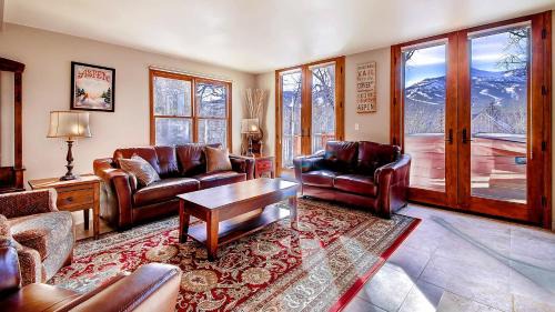 Weisshorn House | Raven's Bungalow