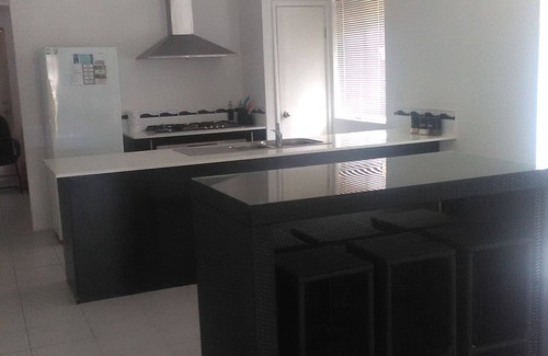 Ravenswood House | Ravo Riverretreat - for the whole family