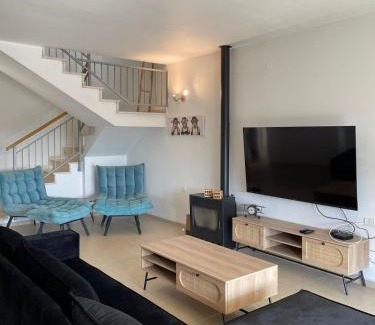 Katzrin Apartment | Ray Guest Unit