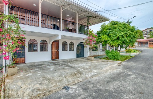Limon Apartment | Razas IV - Getaway goals for six