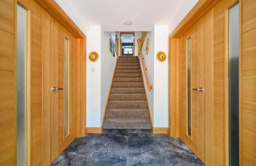 Batley House | -RC7B- For your relaxed and Cosy stay with Free WiFi