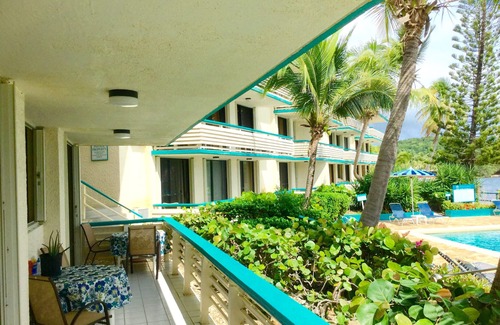 Bolongo Bay Condo | READ MY REVIEWS! Vacation in style right on the ocean ABSOLUTELY THE BEST!