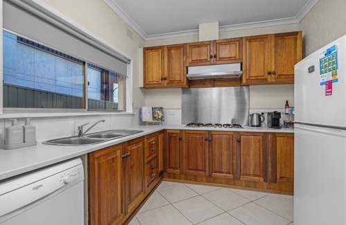 Albury House | Read Place Retreat - Albury