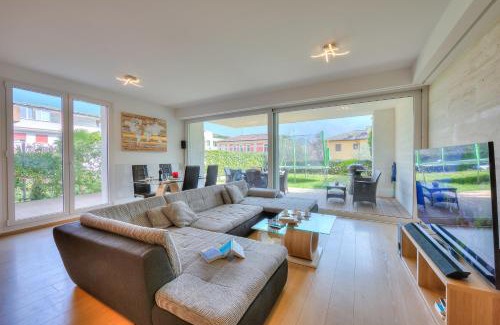 Lugano Apartment | Rebecca Garden - Happy Rentals