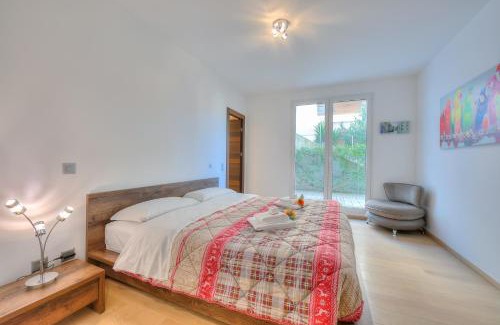 Lugano Apartment | Rebecca Garden - Happy Rentals