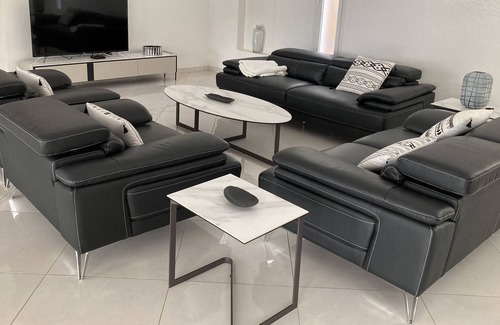 Ngaring Villa | Recent contemporary villa near Saly