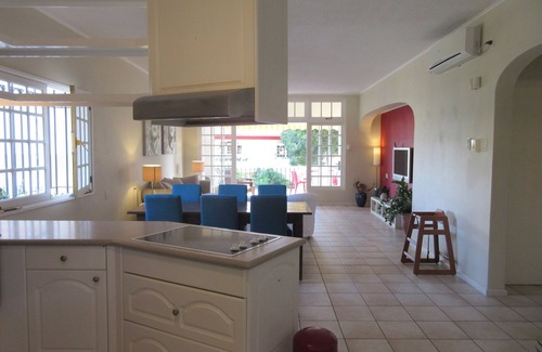 Piscadera Apartment | Recently redecorated spacious apartment in luxury Royal Palm Resort