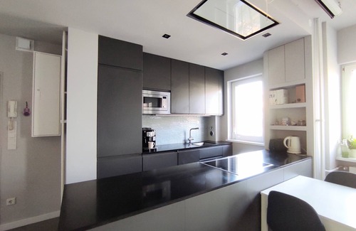 Gesundbrunnen Apartment | Recently refurbished flat, very well connected and close to Mauerpark