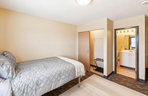 Ontario Apartment | Recharge Right Bright Space with Modern Touches