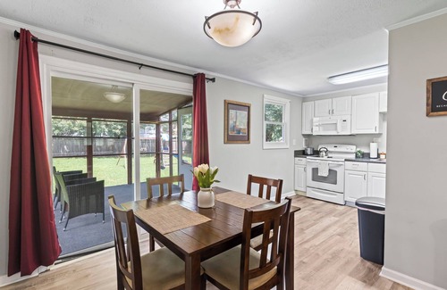 Bermuda House | Recline at Timberline! Family friendly!