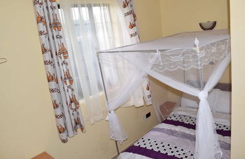 Ngelani Bed & Breakfast | Reconfort Villa Guest House