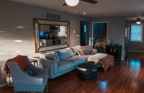 Vickery House | Reconnect in a Cozy Retreat