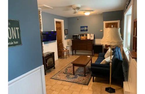 Moretown Apartment | Recreation Retreat