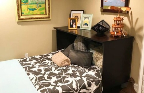 Red Bank Apartment | Red Bank Deluxe apartment with all amenities!