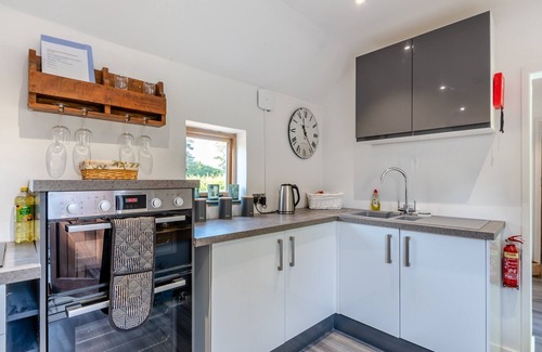 Sleaford Cottage | Red Brick Barn - UK39916