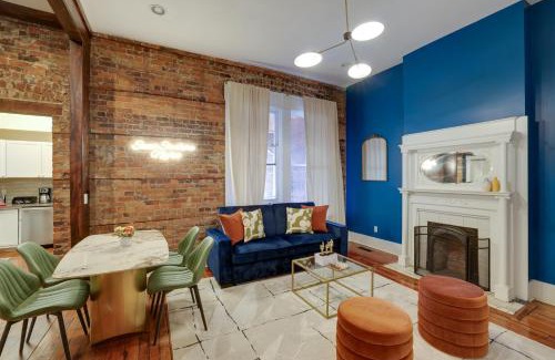 Dixon Park Ski Chalet | Red Brick Beauty in Downtown