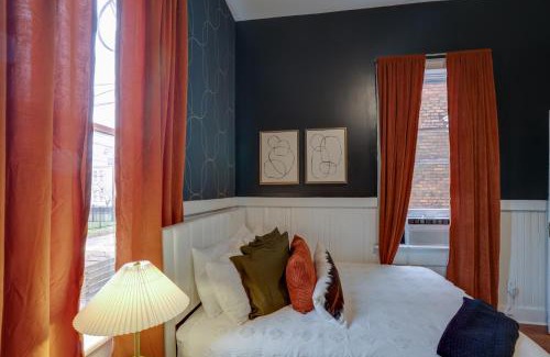 Dixon Park Ski Chalet | Red Brick Beauty in Downtown
