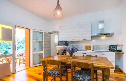 Pescia House | Red House by Interhome