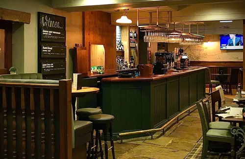 Glentham Hotel | Red Lion Coaching Inn