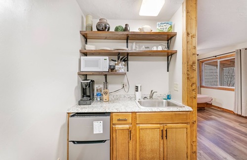 Martin City Cabin | Red Roof Cabin at Spotted Bear Retreat