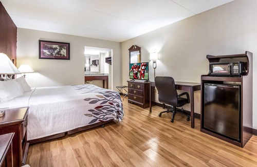 Caryville Hotel | Red Roof Inn Caryville