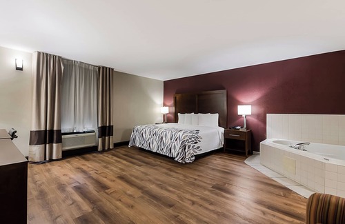 Newport News Hotel | Red Roof Inn Newport News - Yorktown