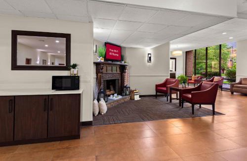 Norwich Hotel | Red Roof Inn Norwich