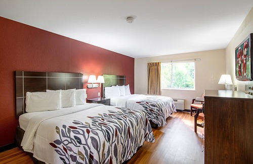 Rio Vista Hotel | Red Roof Inn San Marcos