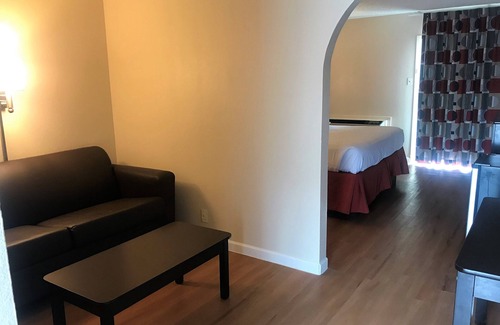 San Angelo Hotel | Red Roof Inn & Suites San Angelo