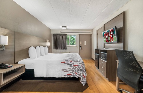 Greenwich Hotel | Red Roof Inn Virginia Beach