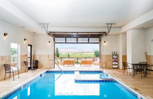 Torrey Hotel | Red Sands Hotel