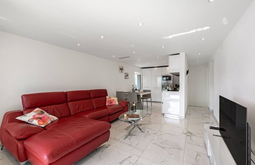 Ronco sopra Ascona Apartment | Red view apartment, Ronco sopra Ascona, Switzerland