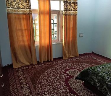 Nishat-Shalimar House | Redbury Homestay