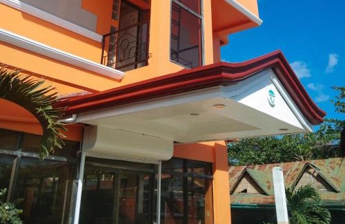 Iloilo Hotel | RedDoorz at Amora Villa Apartelle