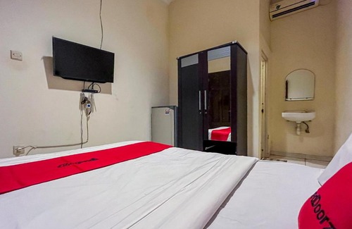 Suko Manunggal Hotel | RedDoorz At Graha 99 Simomulyo