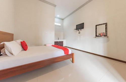 Borneo Hotel | RedDoorz near GOR Sempaja Samarinda