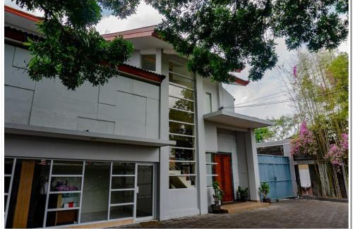 Pogung Lor Hotel | RedDoorz near Jogja City Mall 4