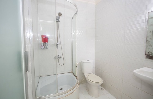 Sidoarjo House | RedDoorz near Juanda International Airport