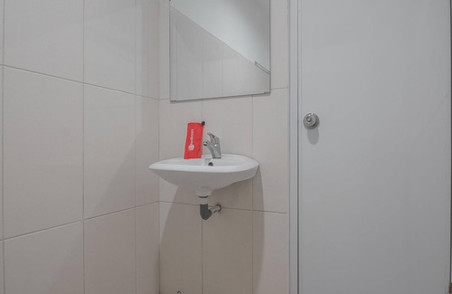 Balikpapan House | RedDoorz near Living Plaza Balikpapan
