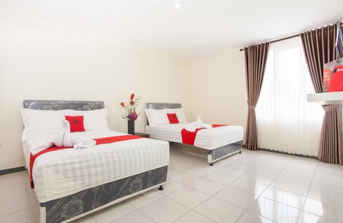 Sidomulyo House | RedDoorz near Museum Angkut Batu 2