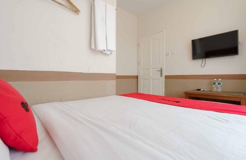 Kabil Hotel | RedDoorz near Plaza Botania 1 Batam