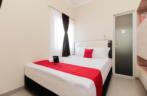 Tangerang Hotel | RedDoorz Near Soekarno Hatta Airport