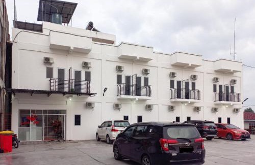 Dumai Hotel | RedDoorz near Terminal Roro Bandar Sri Junjungan