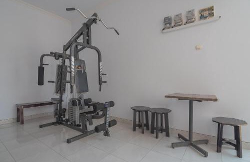 Kuningan House | RedDoorz Plus near Alun Alun Kuningan