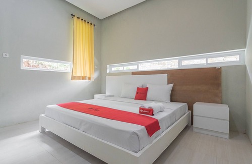 Ciater House | RedDoorz Resort Syariah @ Idelansia Homestay Ciater