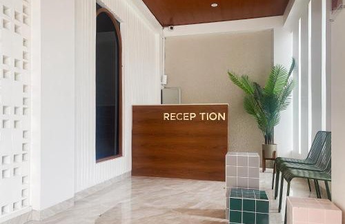 Bandar Lampung Hotel | RedDoorz Syariah at Cikomi Kostel Enggal Lampung
