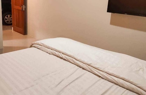 Haurgeulis Hotel | RedDoorz Syariah @ Haurgeulis