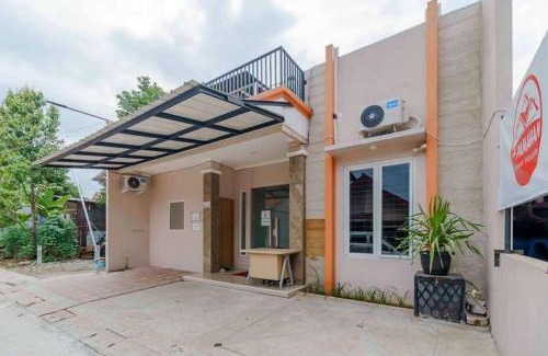Bekasi Hotel | RedDoorz Syariah near Kota Cinema Mall Jatiasih